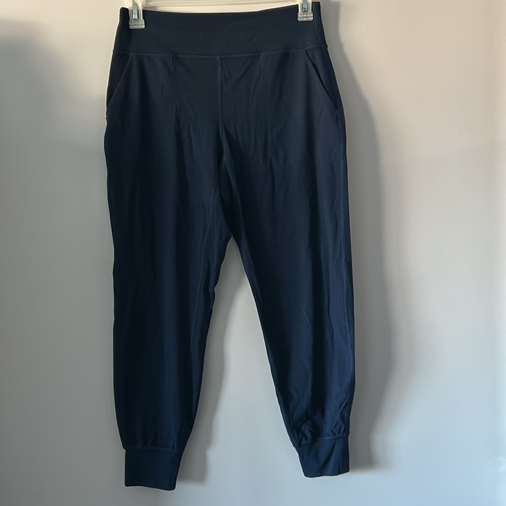 Align Jogger 28”